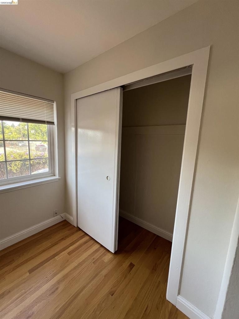 3244 Ellis St - Photo 3