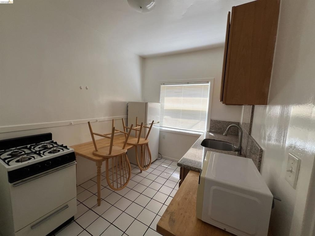 1914 Channing Way - Photo 2