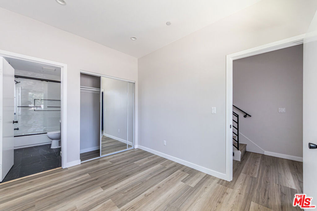 6702 Balboa Boulevard - Photo 15