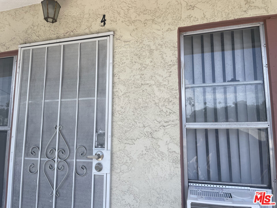 849 N Garfield Avenue - Photo 4