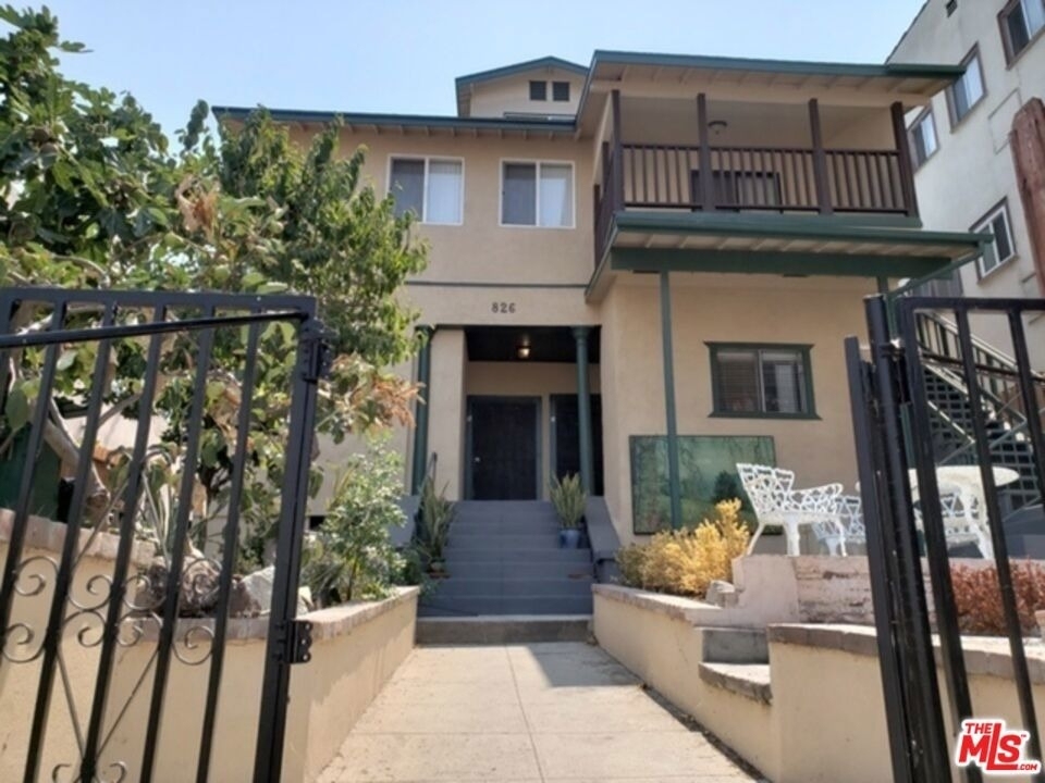 826 S Park View Street - Photo 5