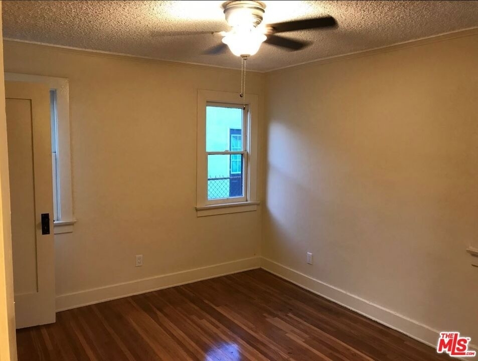 3615 Edenhurst Avenue - Photo 2