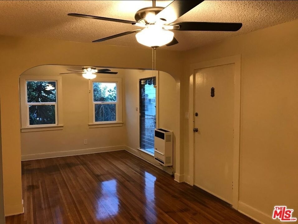 3615 Edenhurst Avenue - Photo 1