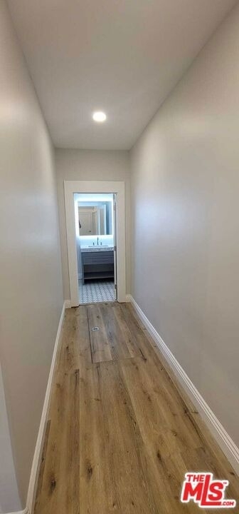 2926 Halldale Avenue - Photo 4
