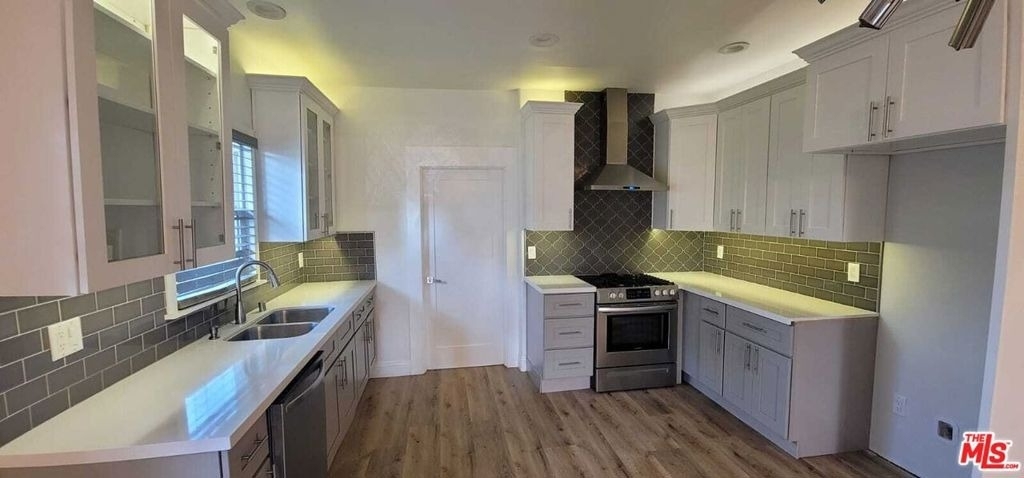 2926 Halldale Avenue - Photo 11