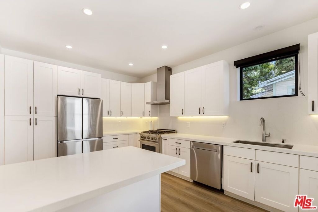538 Vernon Avenue - Photo 14