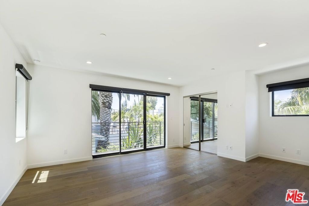 538 Vernon Avenue - Photo 23