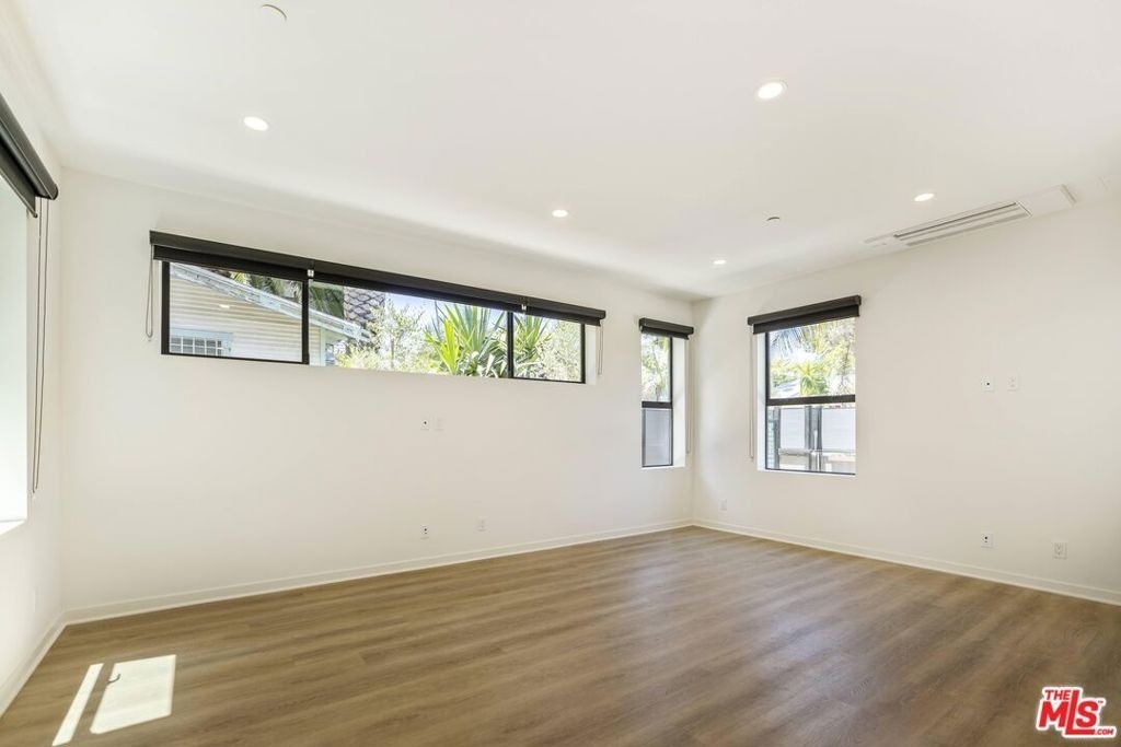 538 Vernon Avenue - Photo 26
