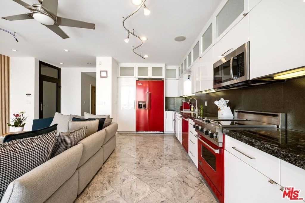 3007 Ocean Front Walk - Photo 8