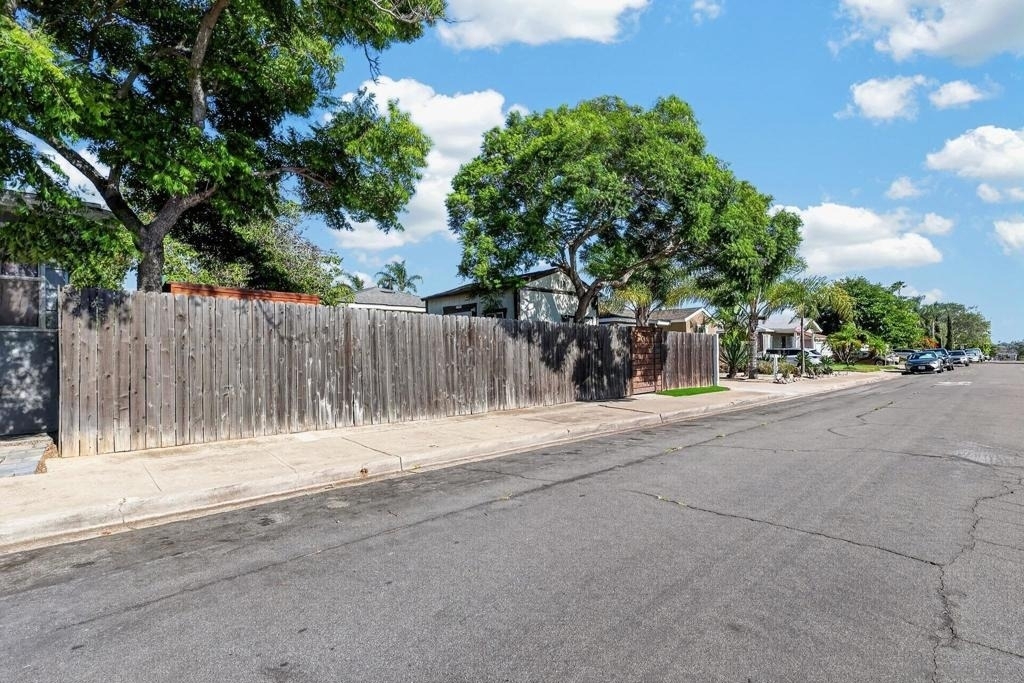 7105 Hoffman Ave - Photo 10