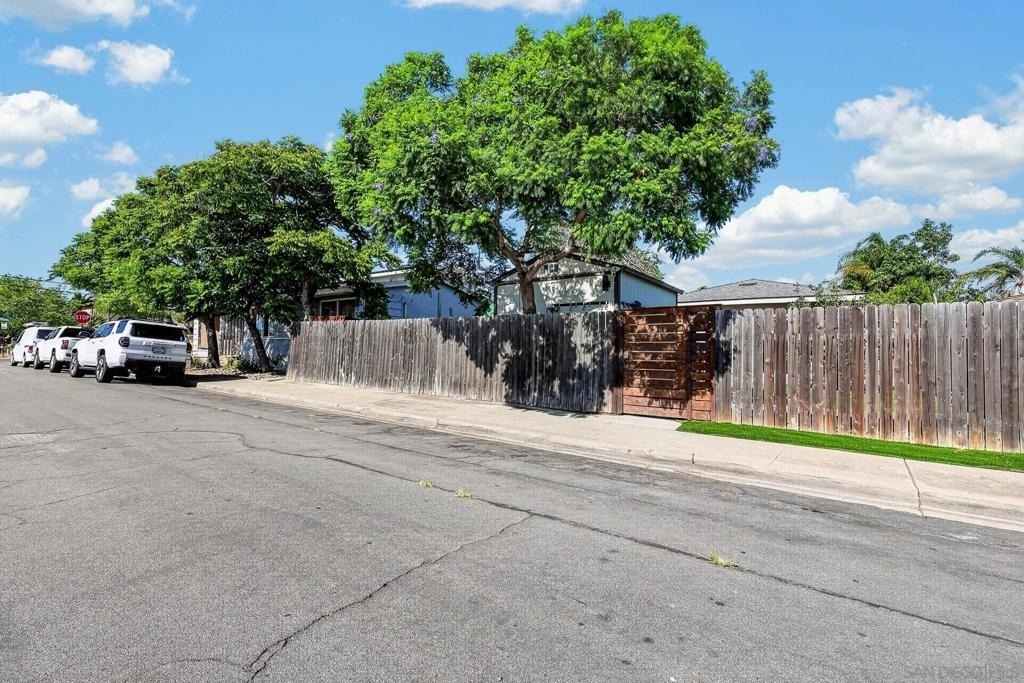 7105 Hoffman Ave - Photo 11