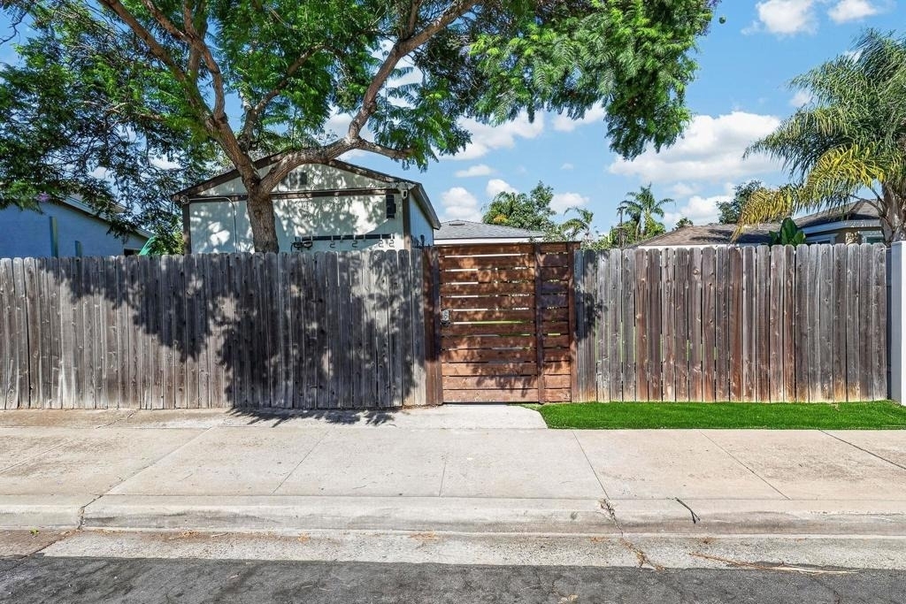 7105 Hoffman Ave - Photo 13