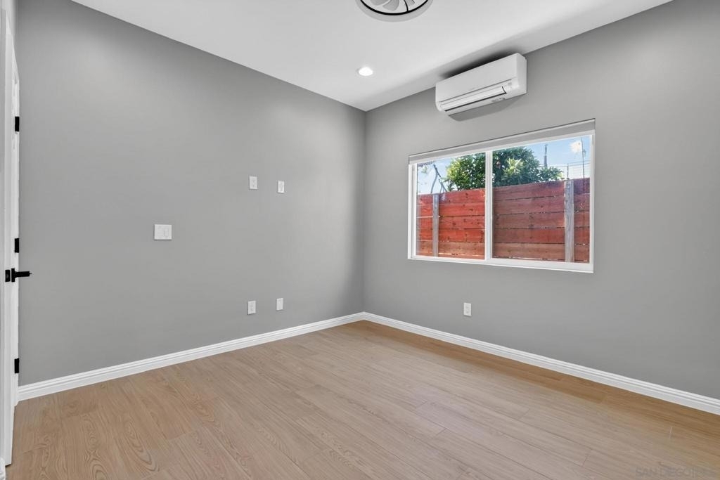 7105 Hoffman Ave - Photo 7