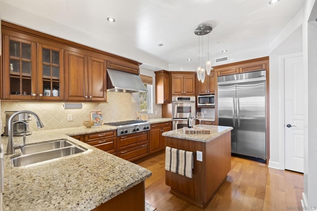 1010 Genter St - Photo 4