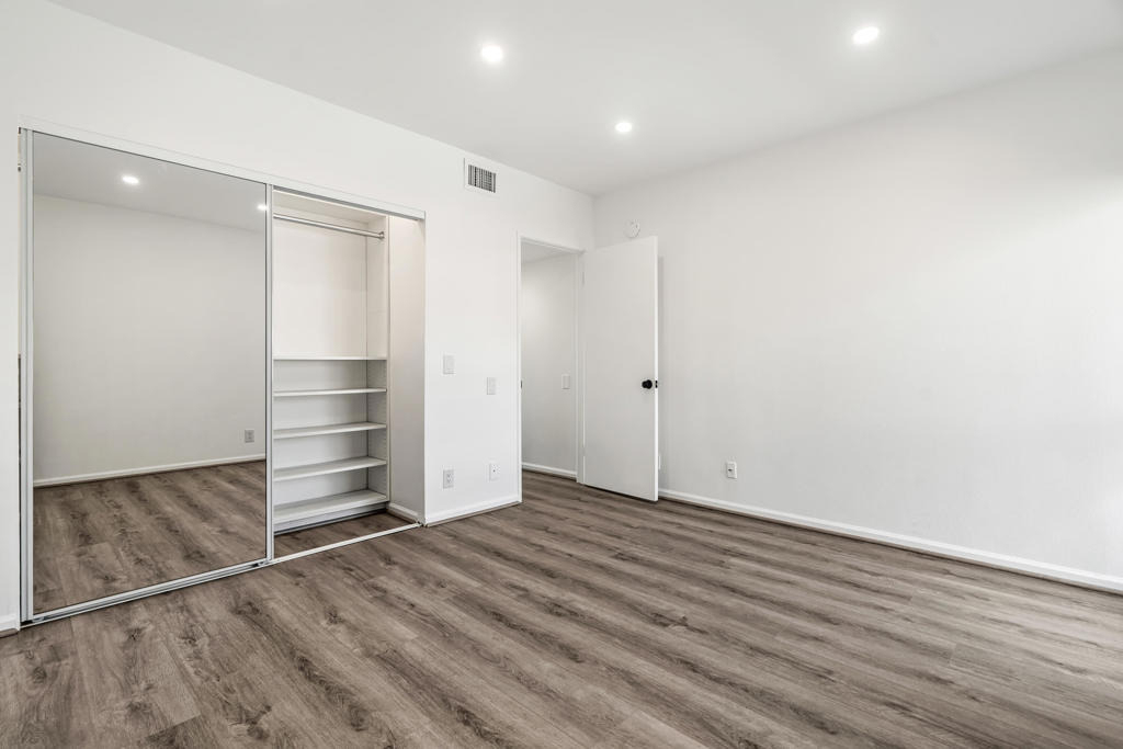 277 E Alejo Road - Photo 35