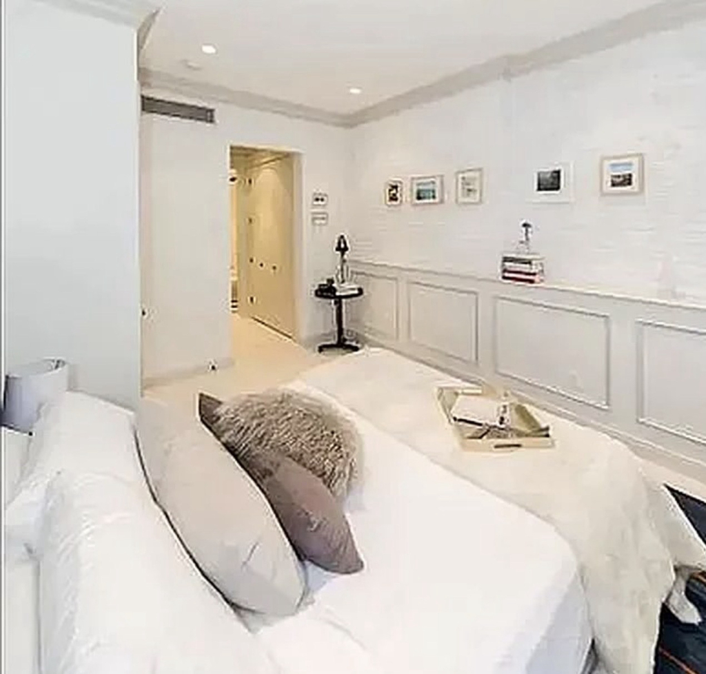 132 East 61st Street - Photo 7