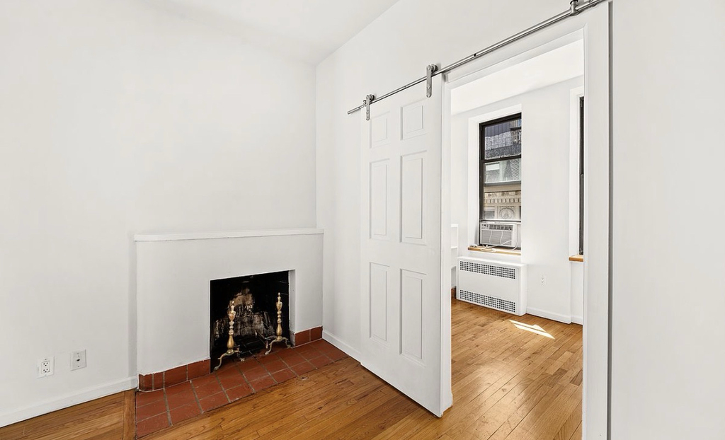 121 Madison Avenue - Photo 3