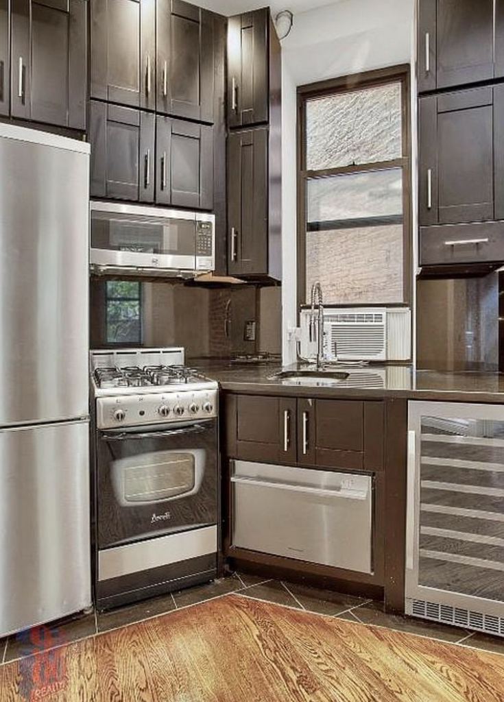 246 Mott Street - Photo 3