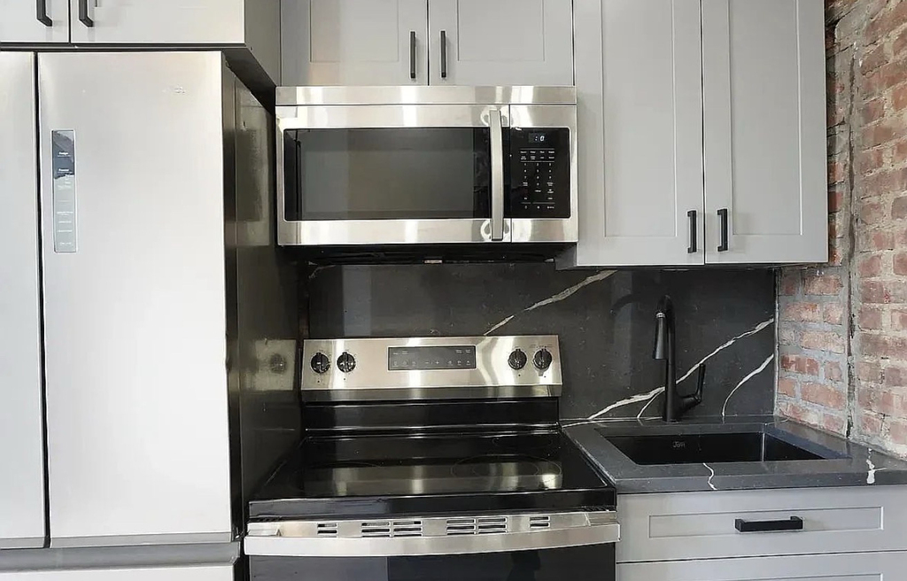 248 Mott Street - Photo 3
