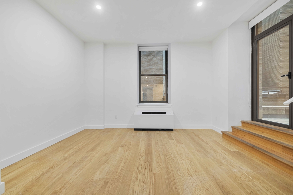 37 Wall Street - Photo 2