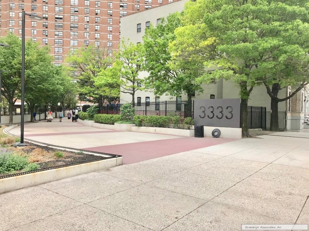 3333 Broadway - Photo 6