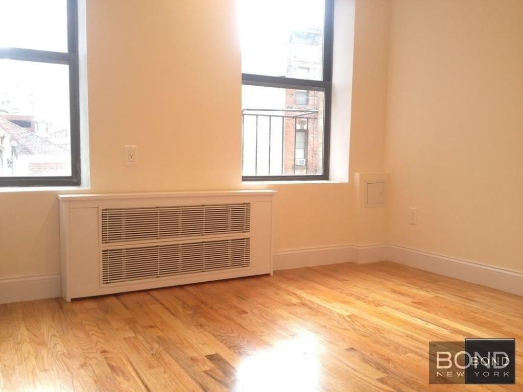 East 69th Street - Photo 2