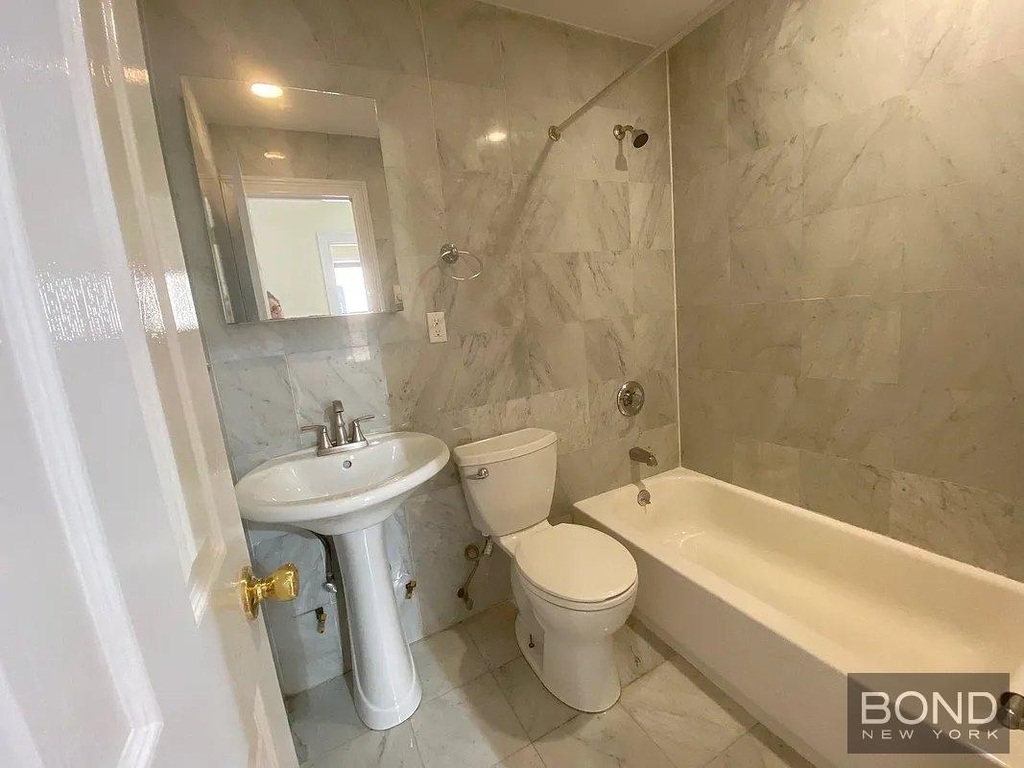 East 50th Street - Photo 1