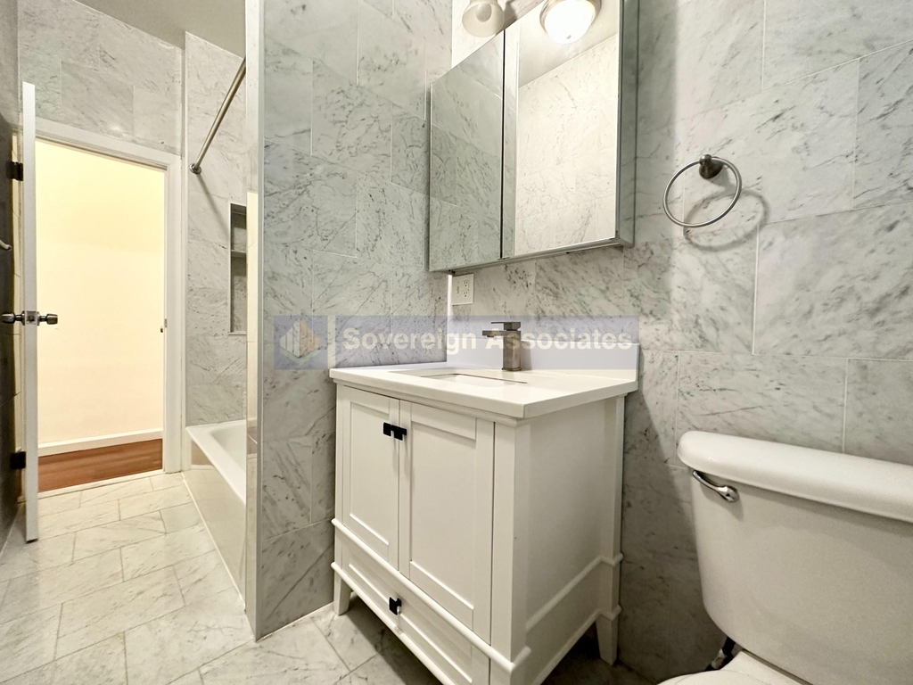 255 Fort Washington Avenue - Photo 8