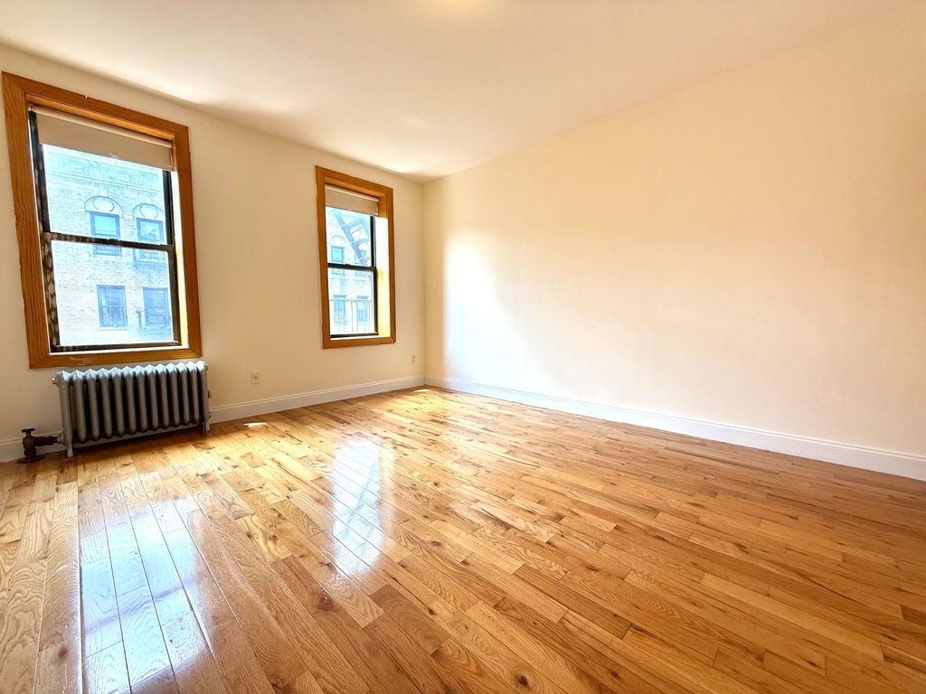 20 Magaw Place - Photo 5