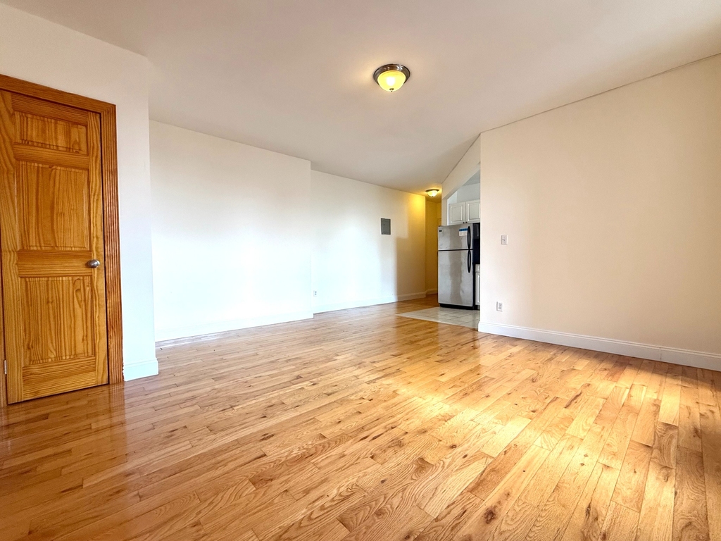 20 Magaw Place - Photo 1