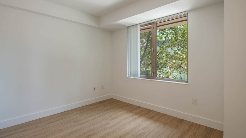 285 Third Street - Photo 15