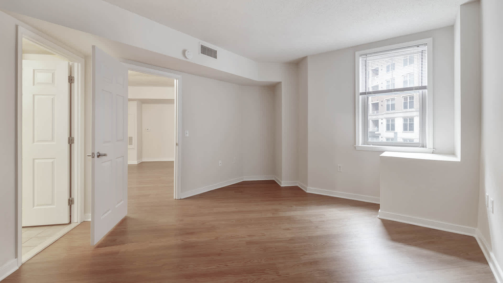 2400 M Street Nw - Photo 13