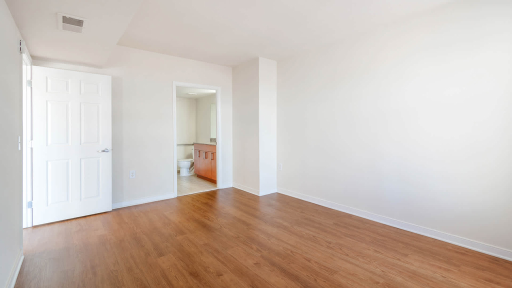 2400 M Street Nw - Photo 31