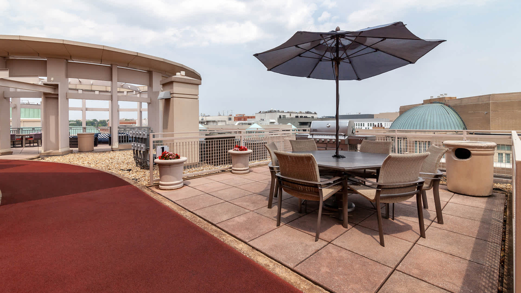 2400 M Street Nw - Photo 25