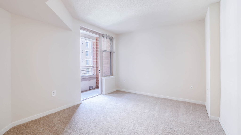 2400 M Street Nw - Photo 14
