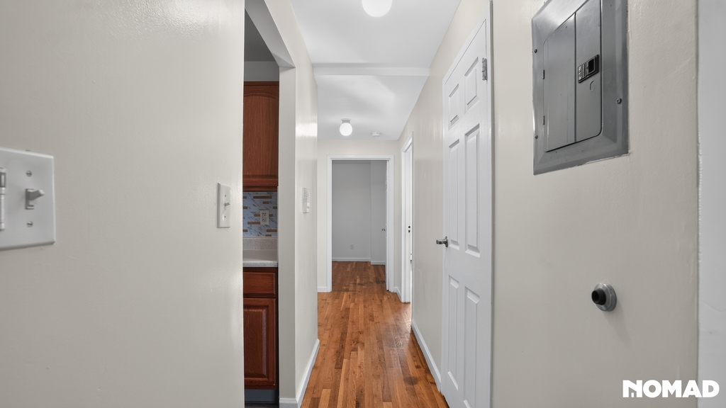 Essex Street - Photo 32