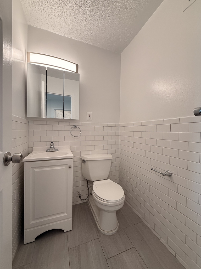 3333 Broadway - Photo 7