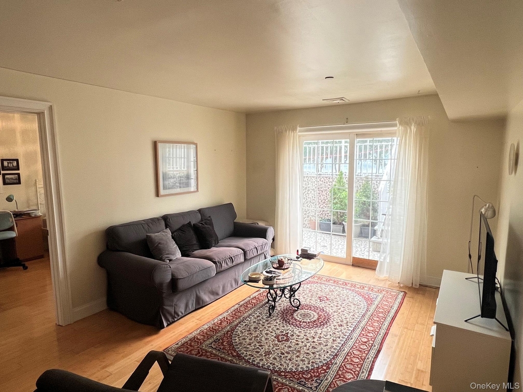 3-06 Soundview Lane - Photo 2
