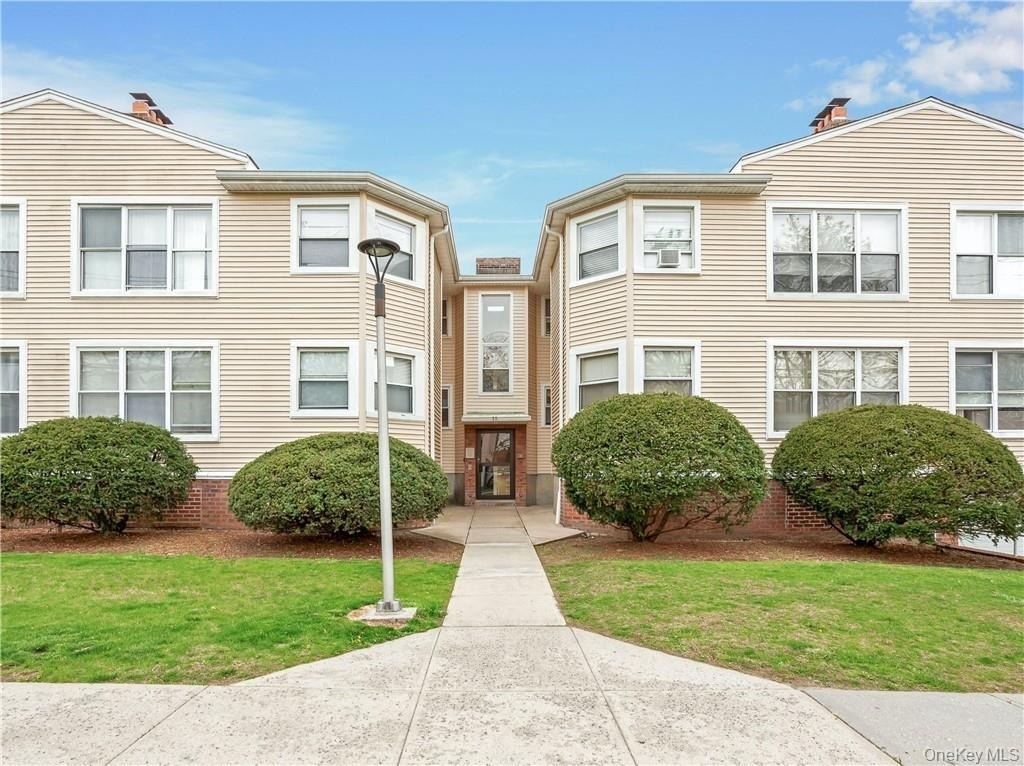 15 Quinby Avenue - Photo 0
