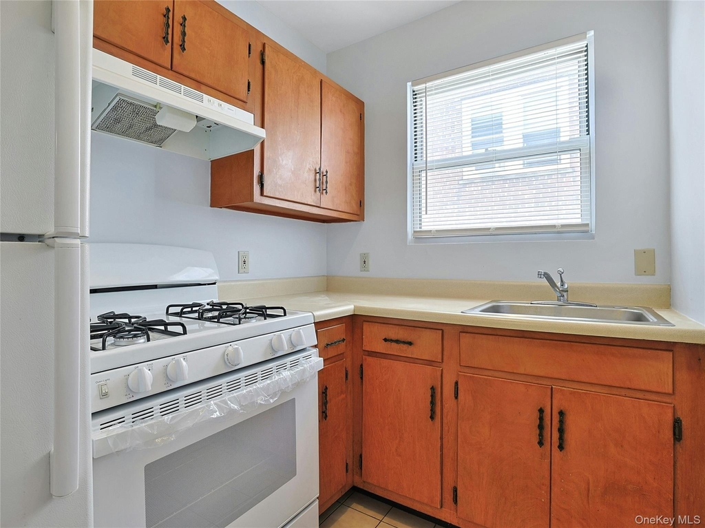 15 Quinby Avenue - Photo 16