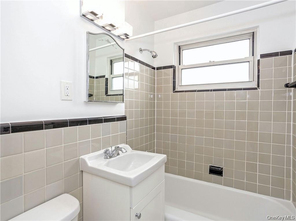 15 Quinby Avenue - Photo 8