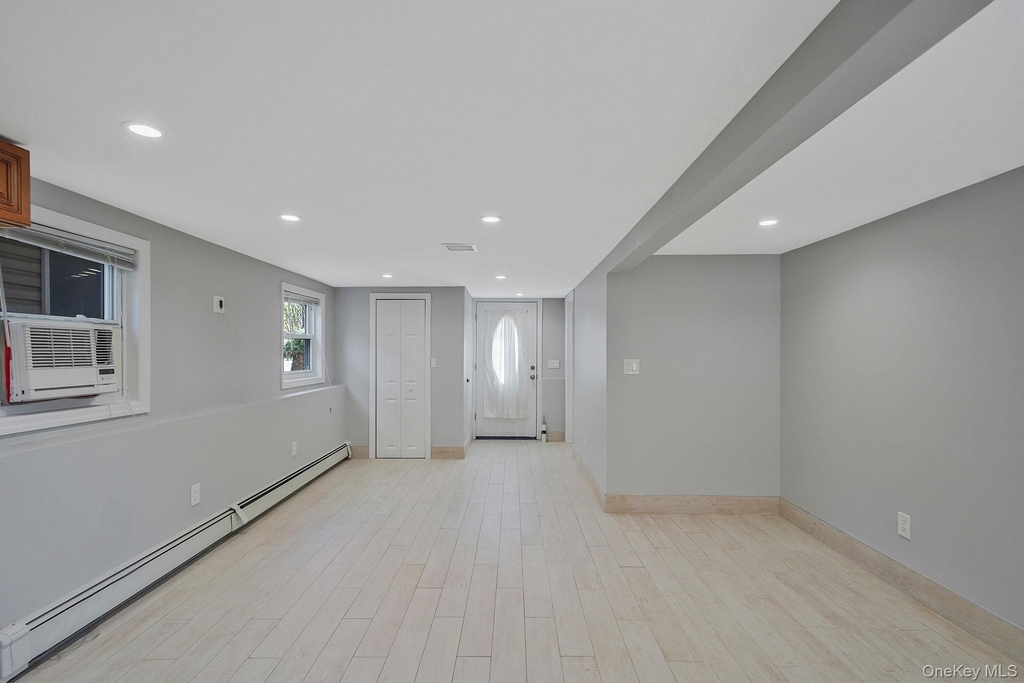 1072 Hicksville Road - Photo 17