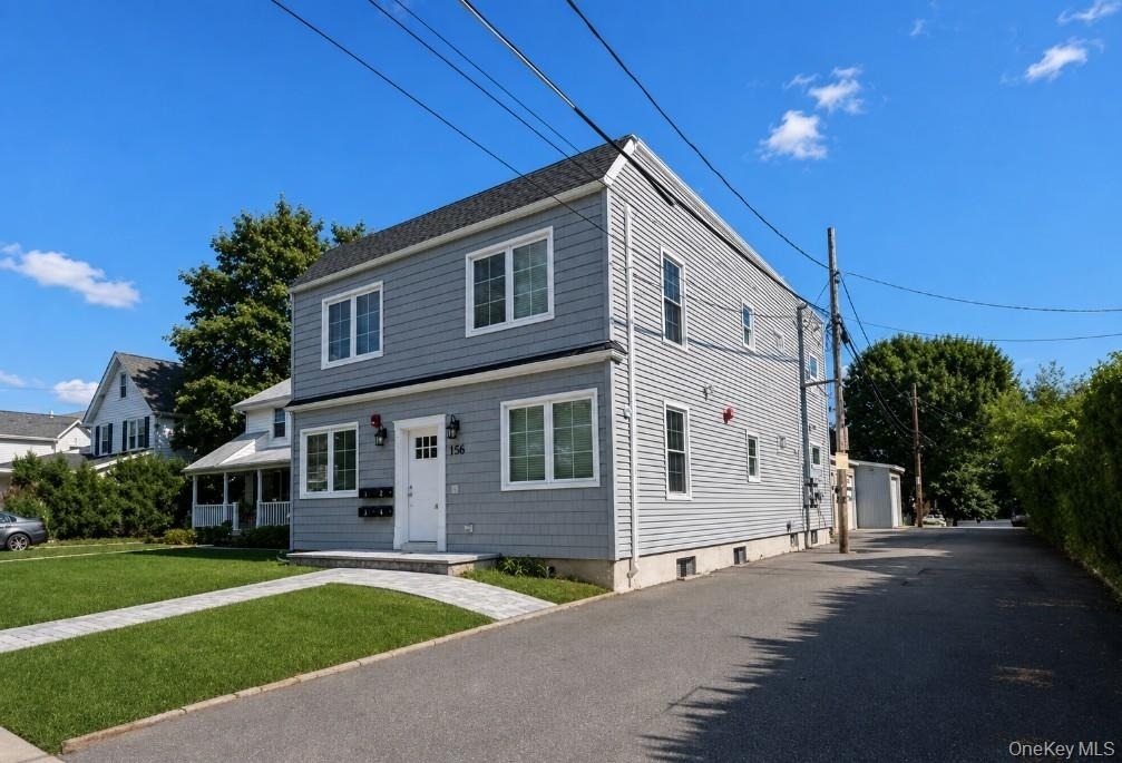 156 Jefferson Avenue - Photo 1