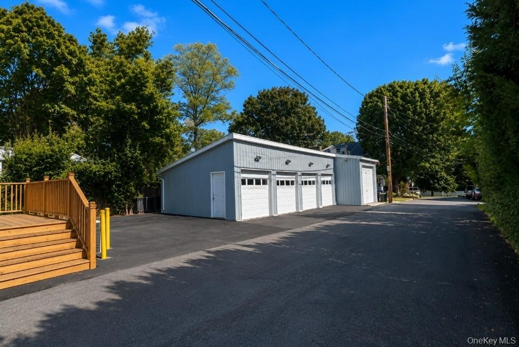 156 Jefferson Avenue - Photo 13