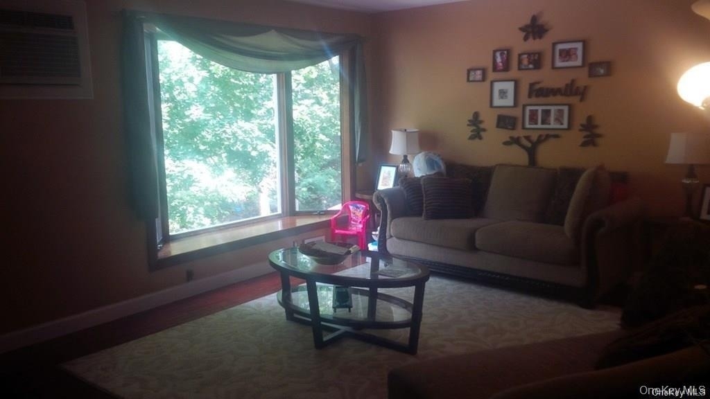 60 Halgren Crescent - Photo 6