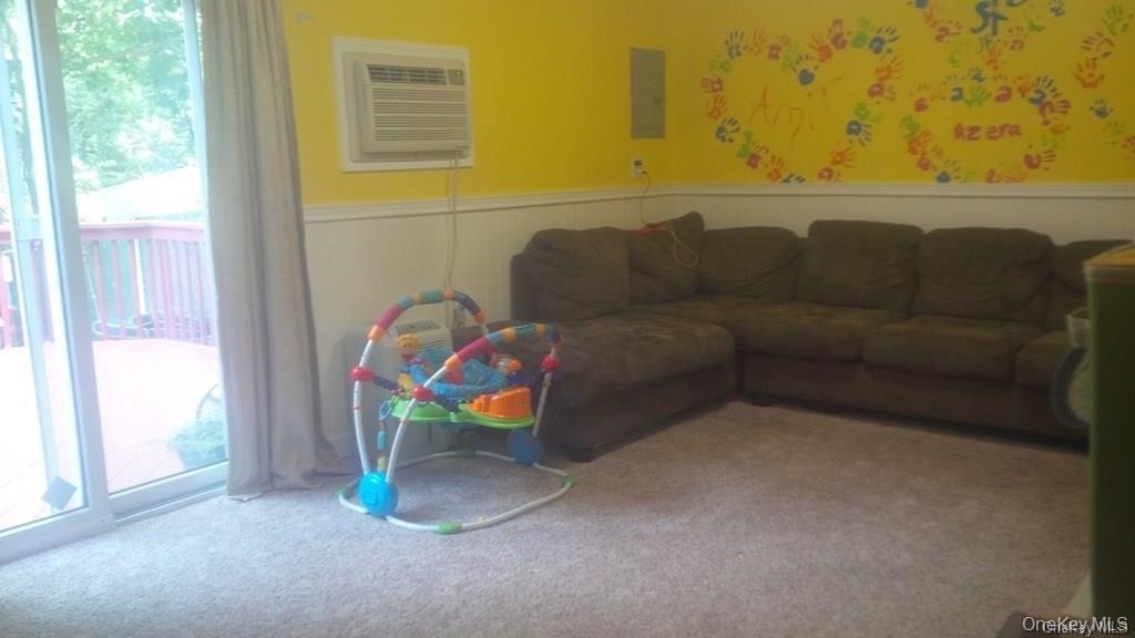60 Halgren Crescent - Photo 5