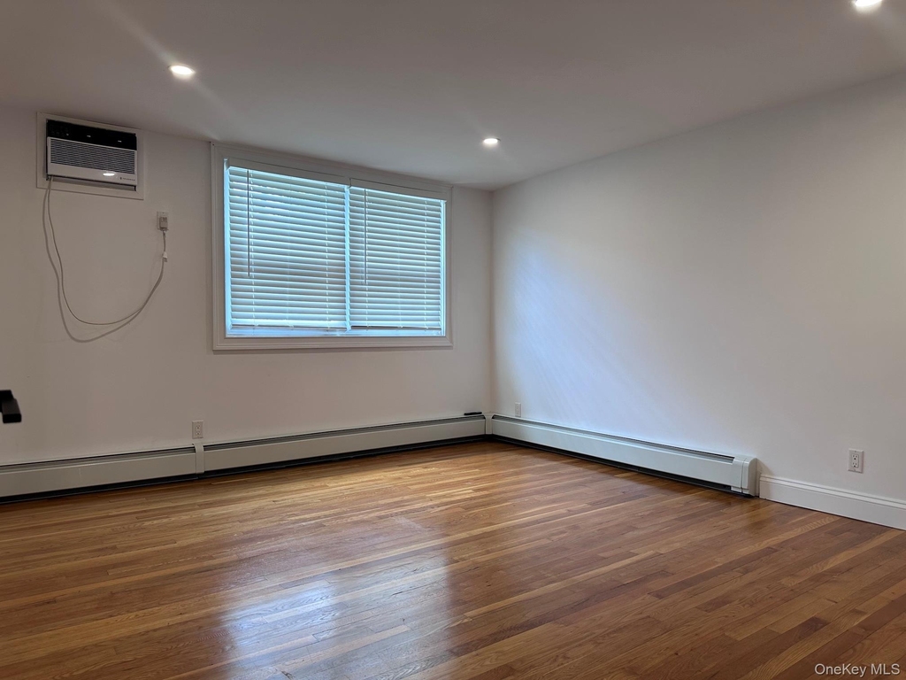 1 Gilbert Avenue - Photo 7