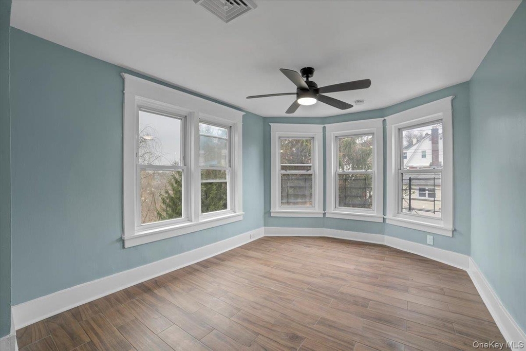 143 Chatterton Parkway - Photo 2