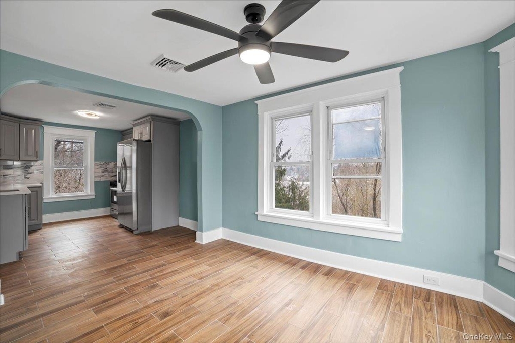 143 Chatterton Parkway - Photo 3