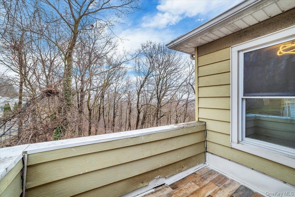 143 Chatterton Parkway - Photo 13